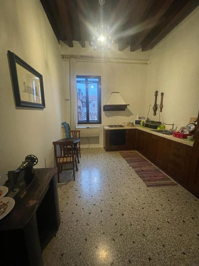 Rosa Apartment Венеция Экстерьер фото