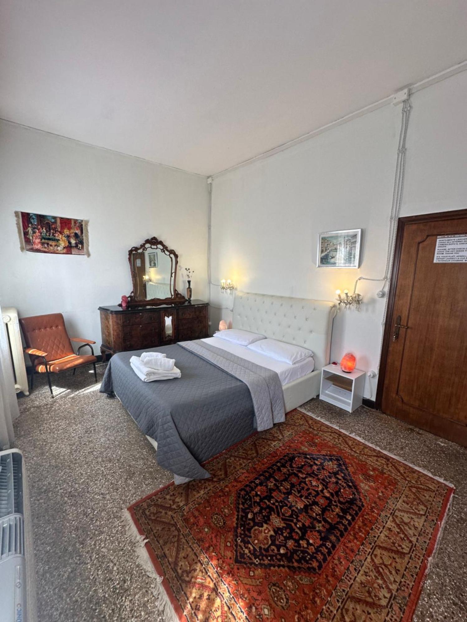 Rosa Apartment Венеция Экстерьер фото