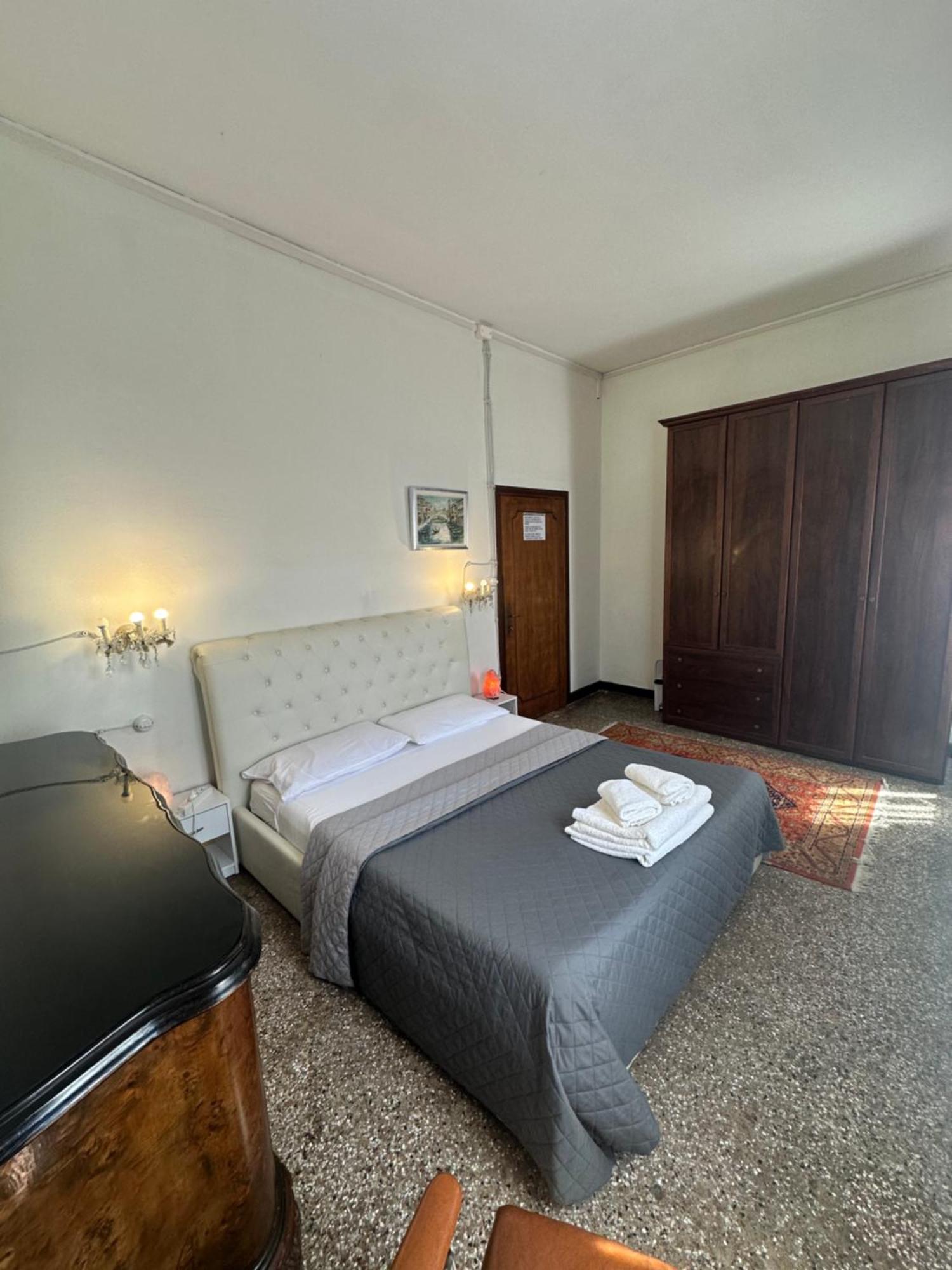 Rosa Apartment Венеция Экстерьер фото