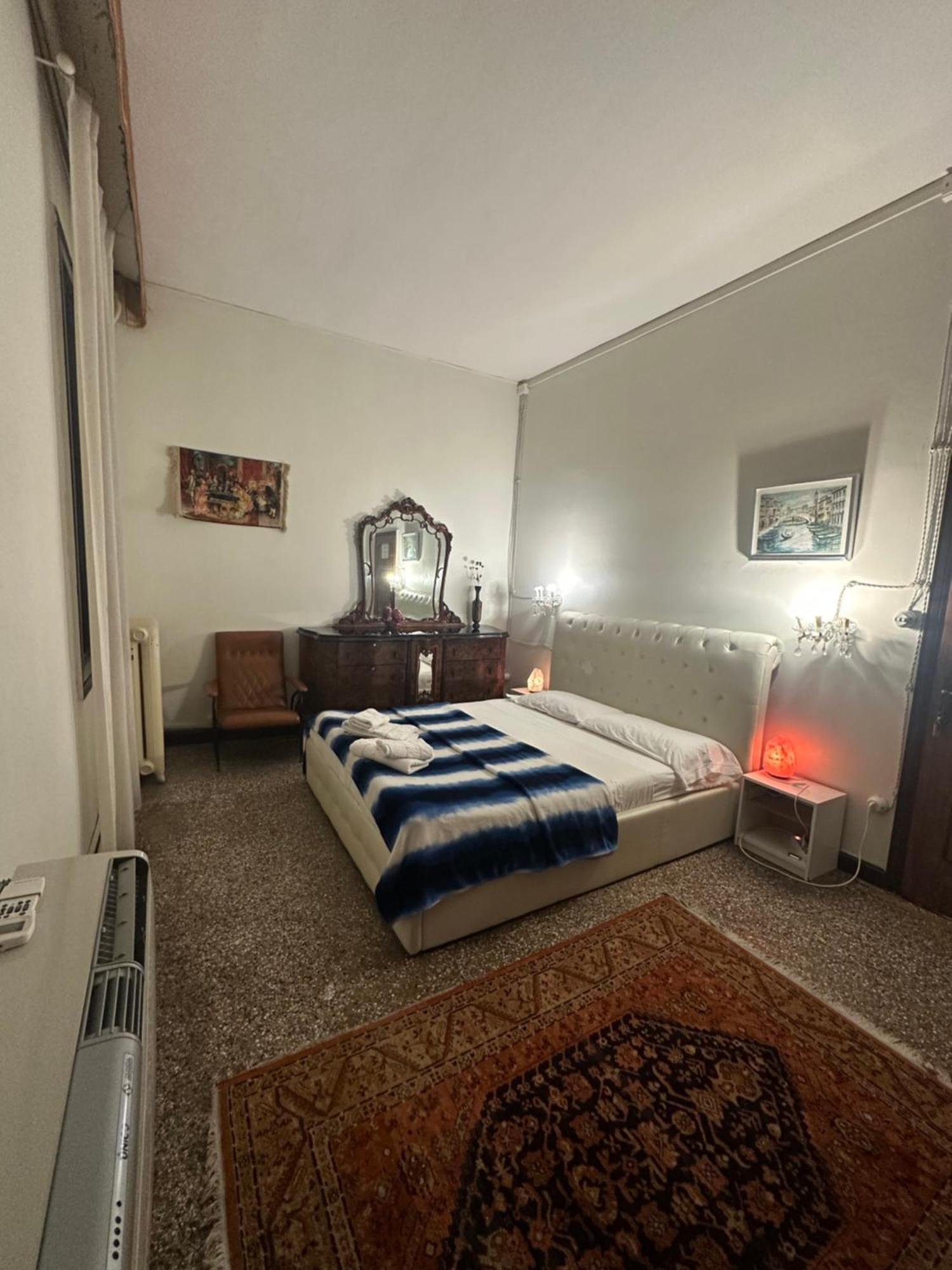 Rosa Apartment Венеция Экстерьер фото