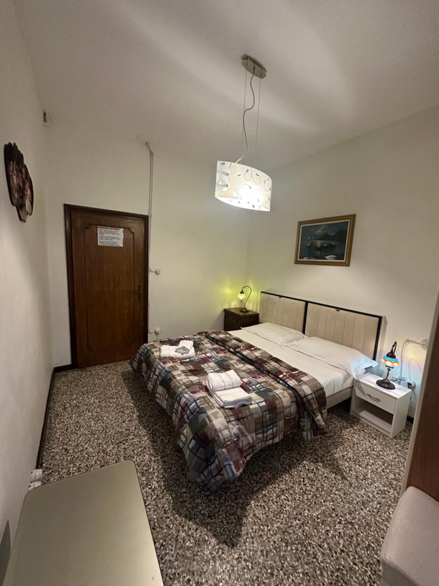 Rosa Apartment Венеция Экстерьер фото